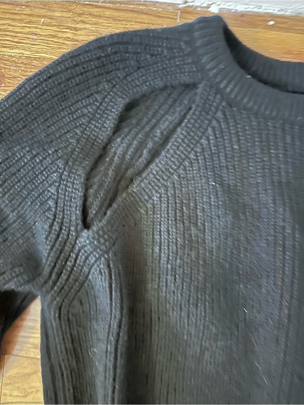 Commense Black Ribbed Crew Sweater - Picture 2 of 4